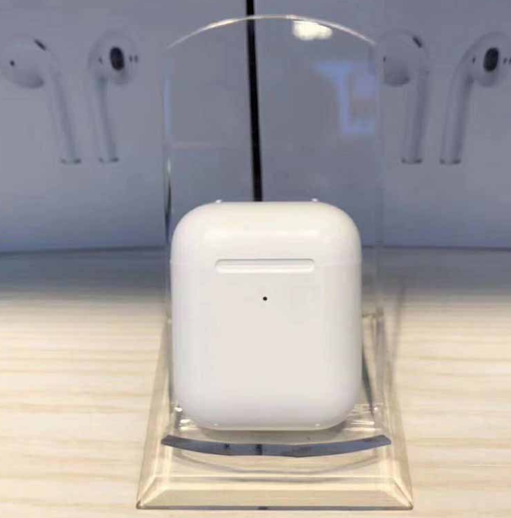i80 TWS Wireless Earbuds with Charging Pad
